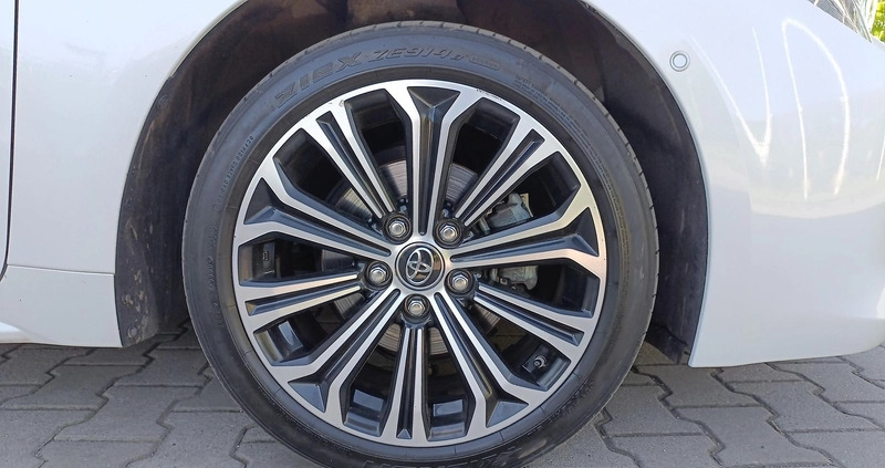 Toyota Corolla cena 89900 przebieg: 152200, rok produkcji 2019 z Stargard małe 254